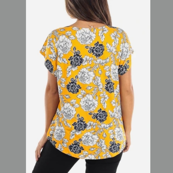 Mustard Floral Blouse with Detachable Necklace - Picture 2 of 4